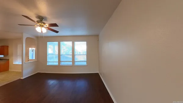 $2,000 | 16902 Graham Walk, San Antonio, TX 78247