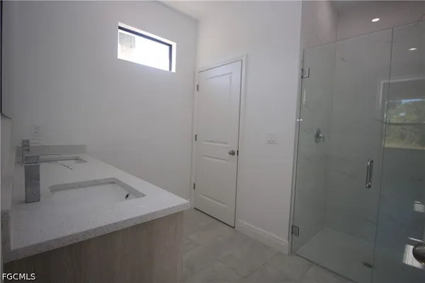 $2,100 | 8002 Spice Court, LaBelle, FL 33935