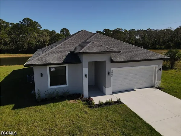 $2,100 | 8002 Spice Court, LaBelle, FL 33935