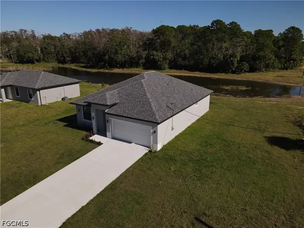 $2,100 | 8002 Spice Court, LaBelle, FL 33935