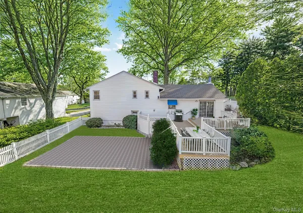 $979,900 | 14 Alden Place, Hartsdale, NY 10530