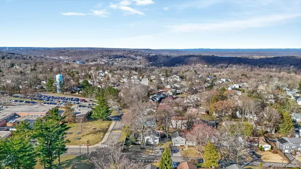 $979,900 | 14 Alden Place, Hartsdale, NY 10530