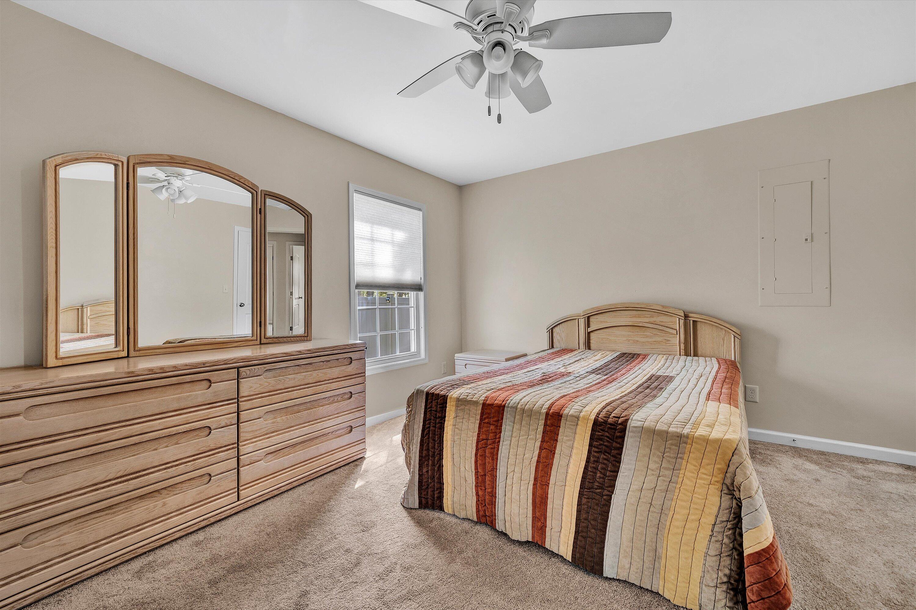 720 Camp North Road Salem, VA 24153 - Photo 25 of 31 25-DSC00111