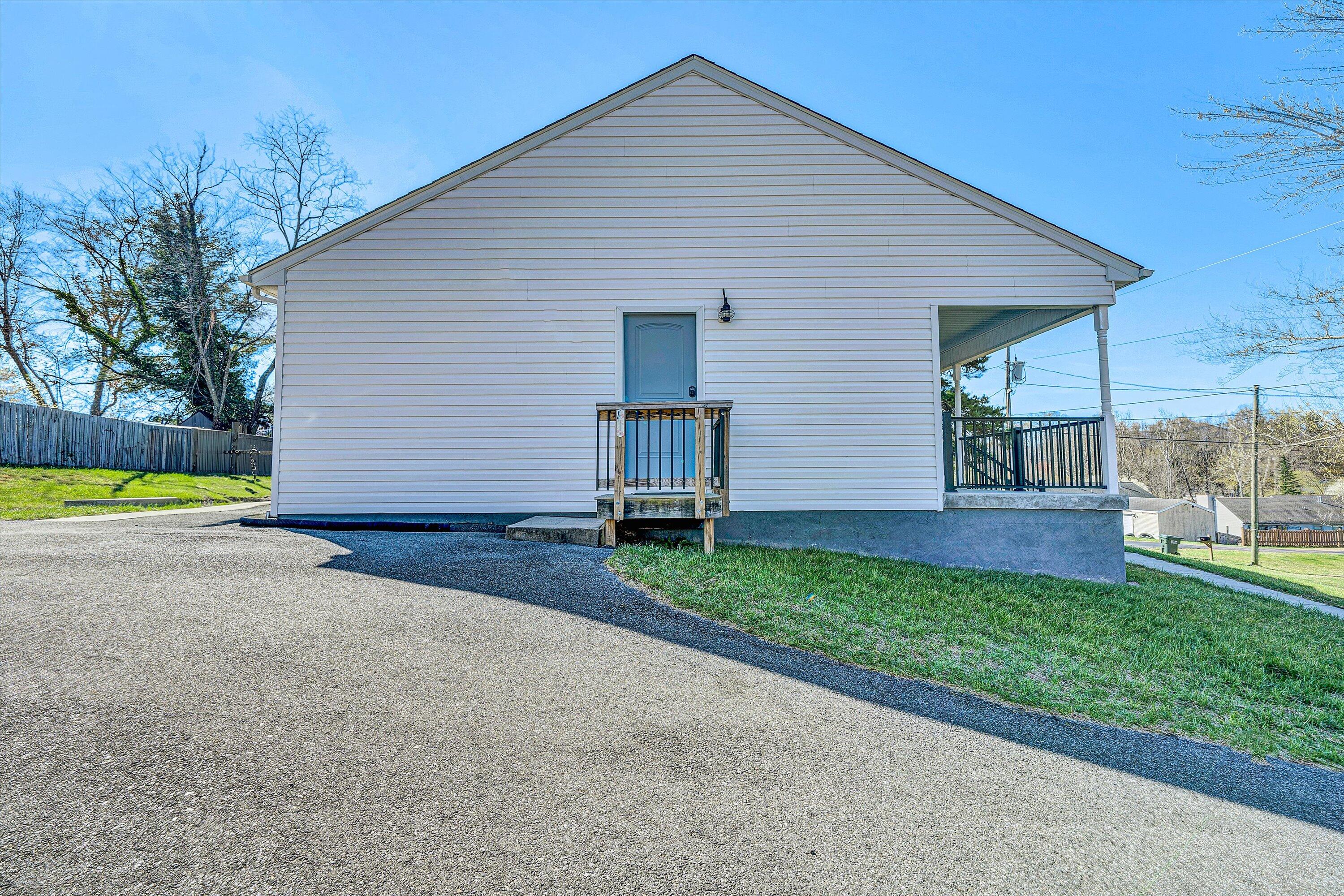 720 Camp North Road Salem, VA 24153 - Photo 29 of 31 29-DSC00001