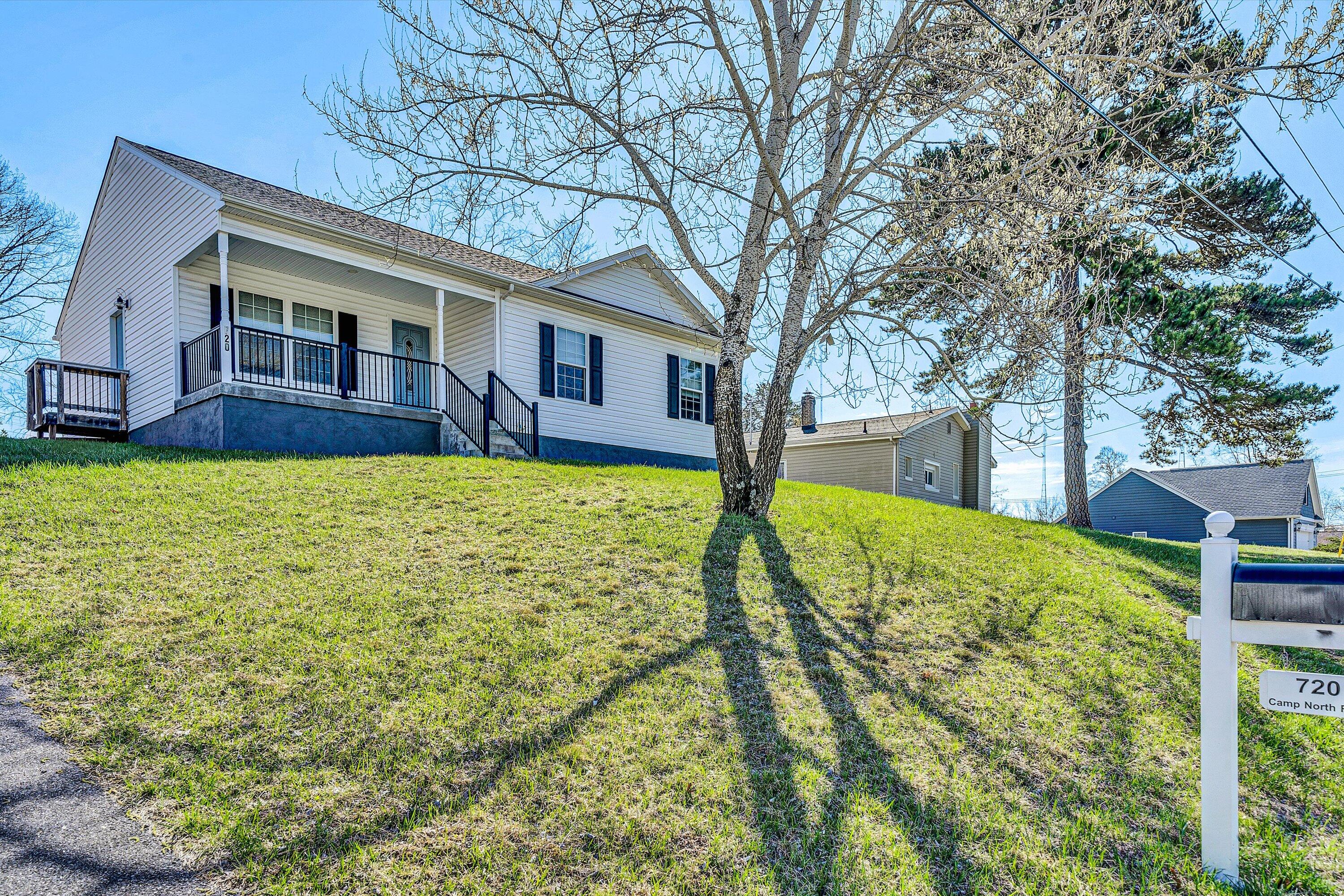 720 Camp North Road Salem, VA 24153 - Photo 3 of 31 03-DSC00151