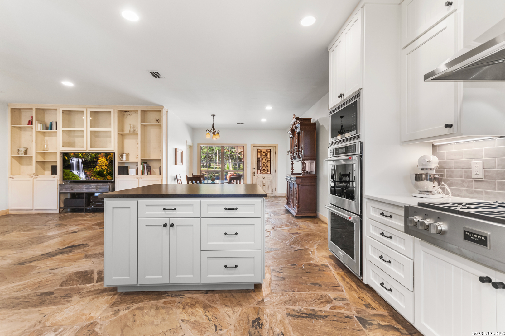 122 Woodland Ranch Road Boerne, TX 78015 - Photo 13 of 66