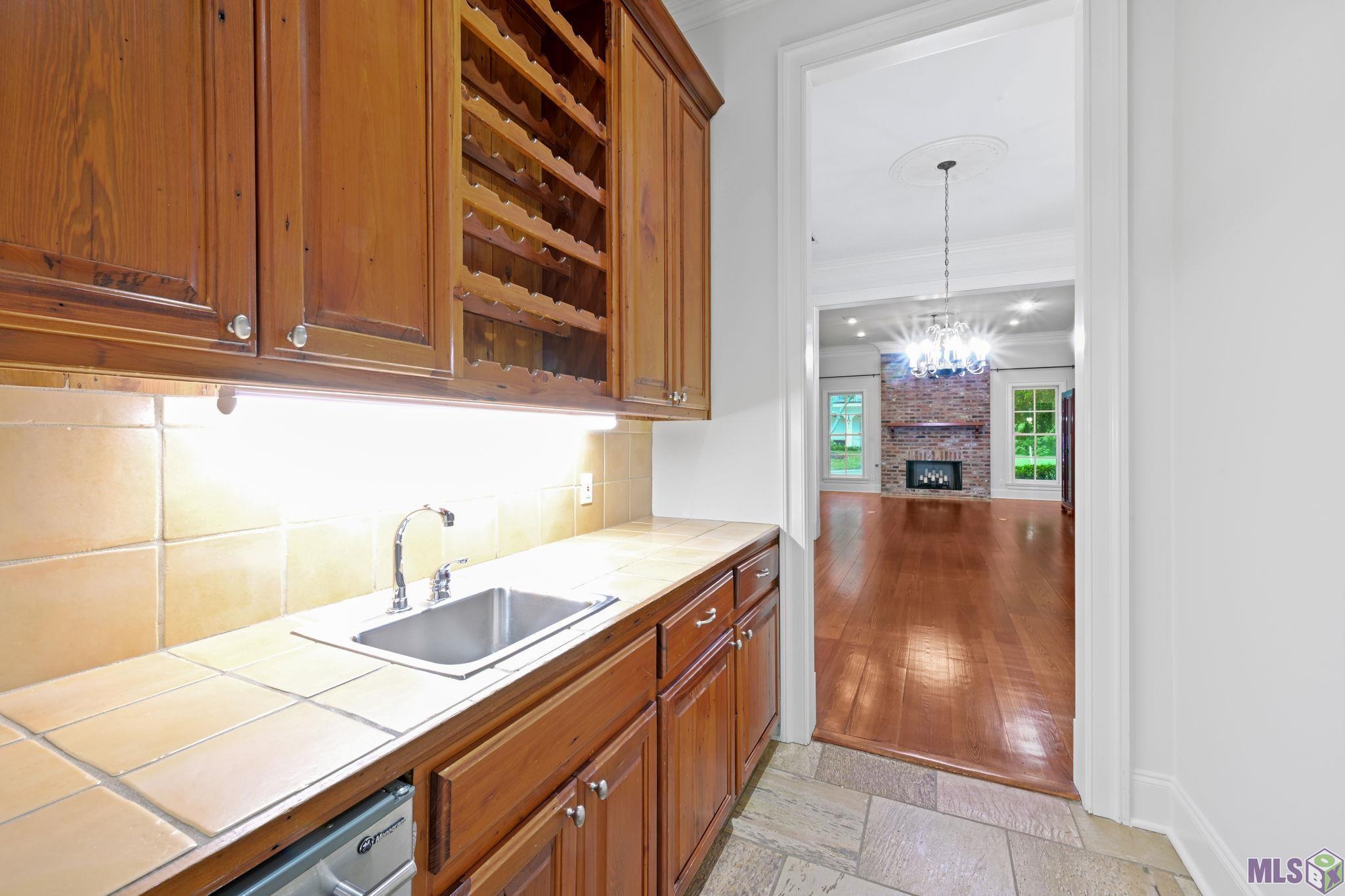 903 Crown Way Baton Rouge, LA 70806 - Photo 7 of 24