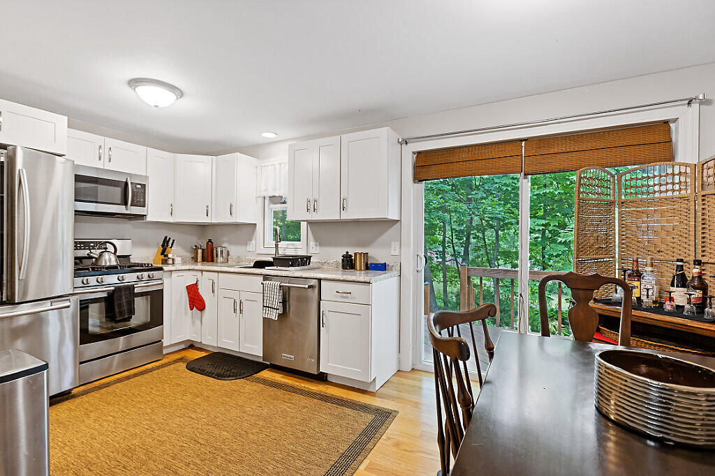 83 Middle Street, Unit 4 Hallowell, ME 04347 - Photo 12 of 47 23_BP5A3603_DxO_mls