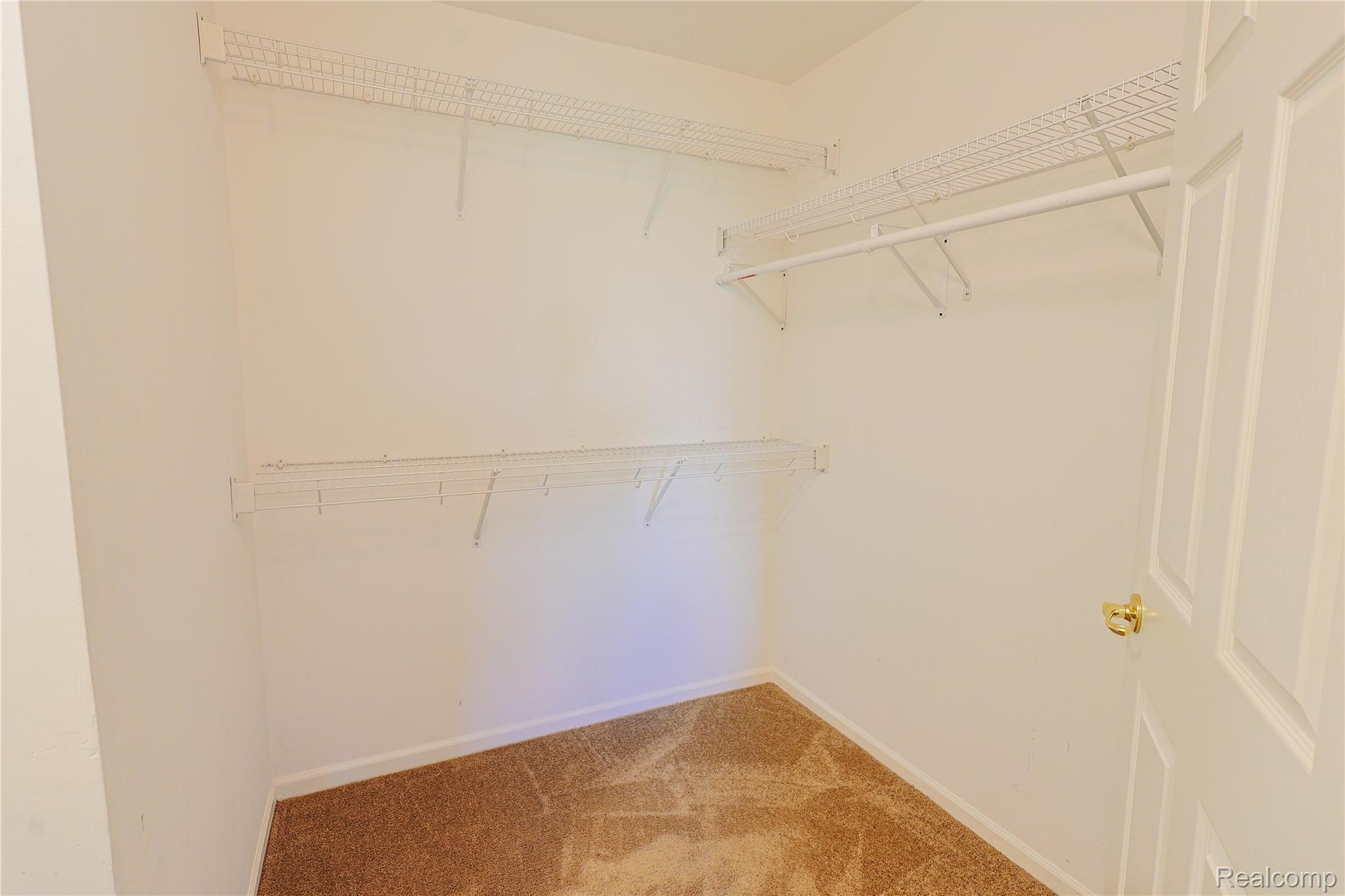 3581 Oakmonte Boulevard Rochester, MI 48306 - Photo 24 of 34