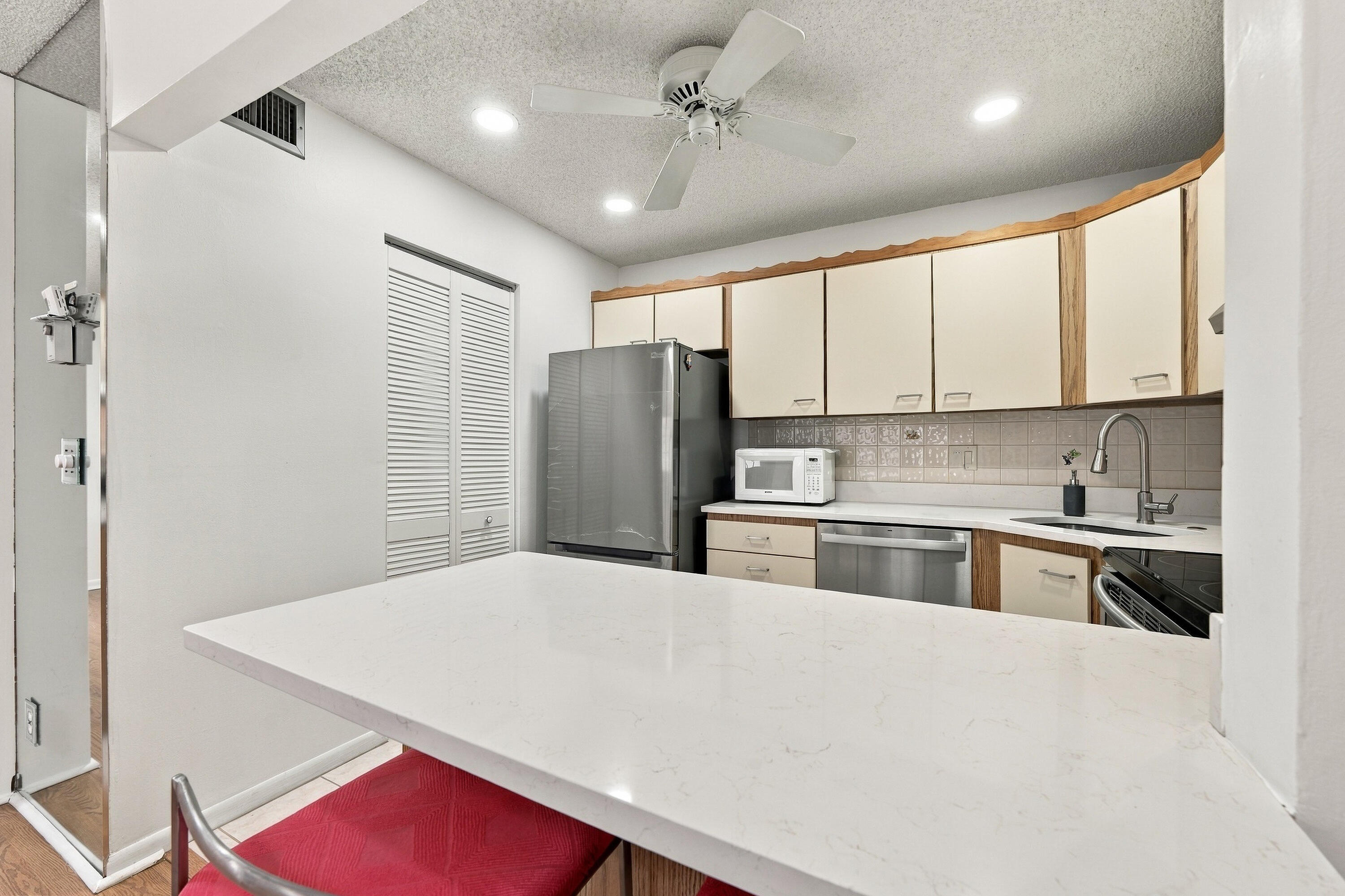 313 Pine Ridge Circle, Unit C2 Greenacres, FL 33463 - Photo 10 of 35 Kitchen Area
