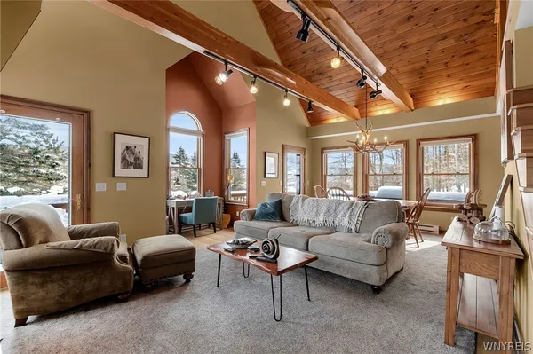 $599,900 | 1013 Eagle Drive, Great Valley, NY 14741