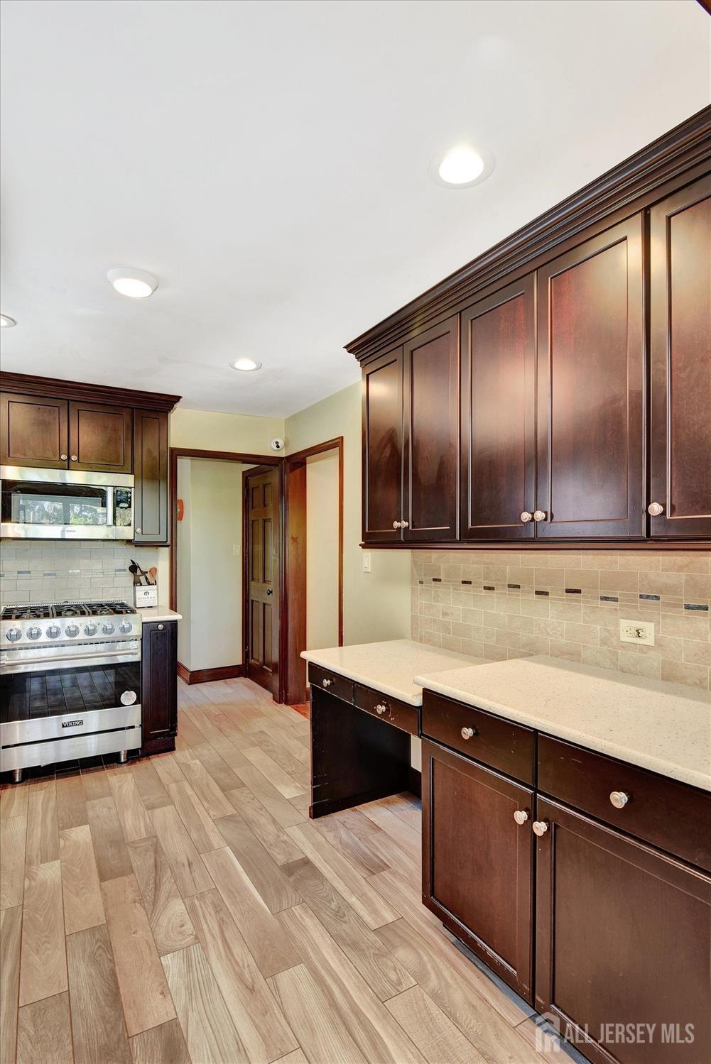 23 Highwood Road Somerset, NJ 08873 - Photo 10 of 57 Gallery Image 10