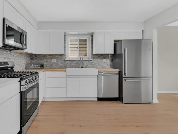 $209,900 | 5100 West 122nd Street, Unit 2B, Alsip, IL 60803