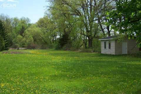 15391 South Duffield Road Byron, MI 48418 - Photo 4 of 29 20437787-3.JPG