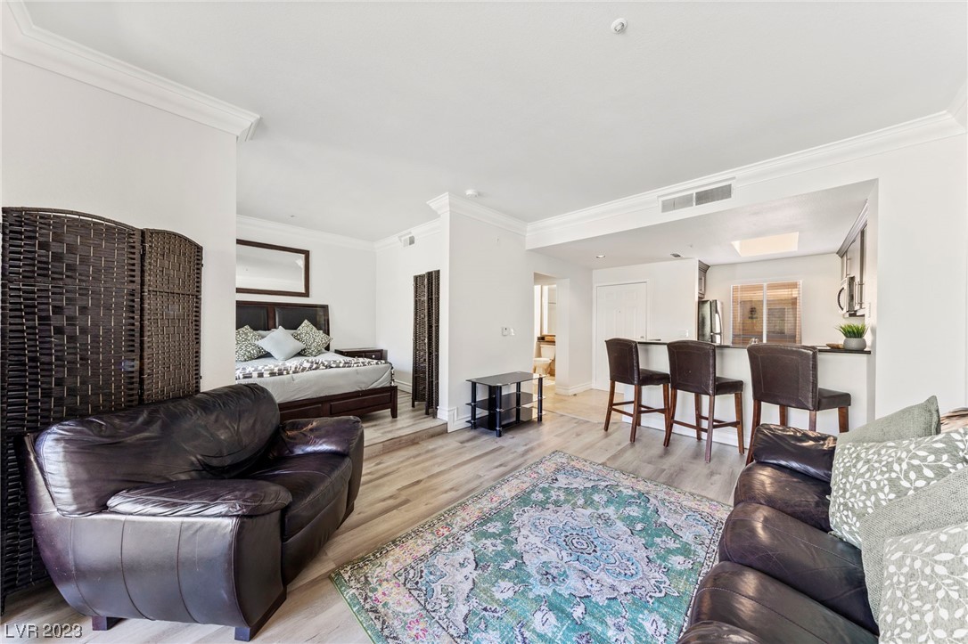 210 East Flamingo Road, Unit 310 Las Vegas, NV 89169 - Photo 4 of 29 Gallery Image 4