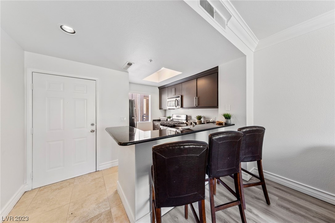 210 East Flamingo Road, Unit 310 Las Vegas, NV 89169 - Photo 8 of 29 Gallery Image 8