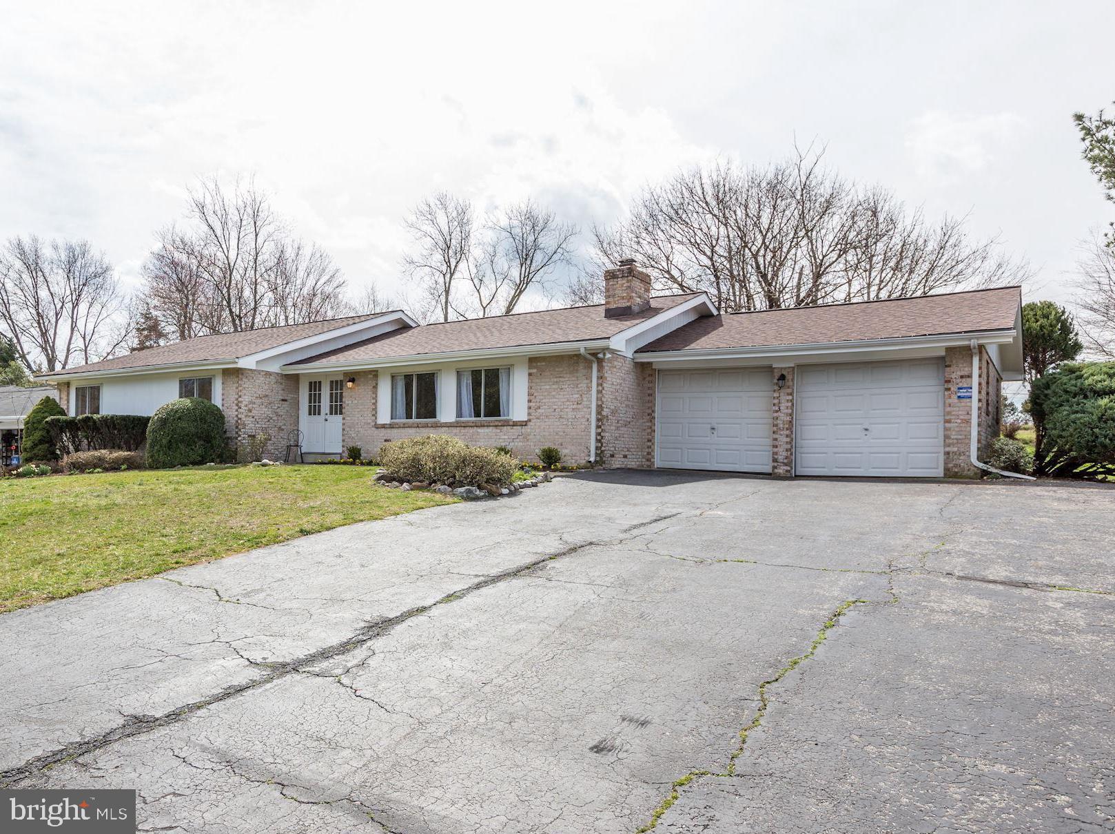3113 Winifred Drive Burtonsville, MD 20866 - Photo 2 of 31 Two car garage and huge driveway
