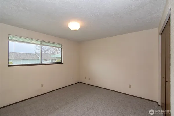 $299,950 | 830 North Canterbury Court, Sequim, WA 98382
