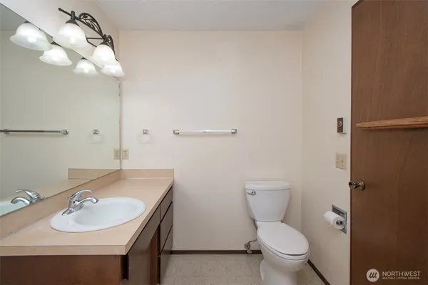 $299,950 | 830 North Canterbury Court, Sequim, WA 98382