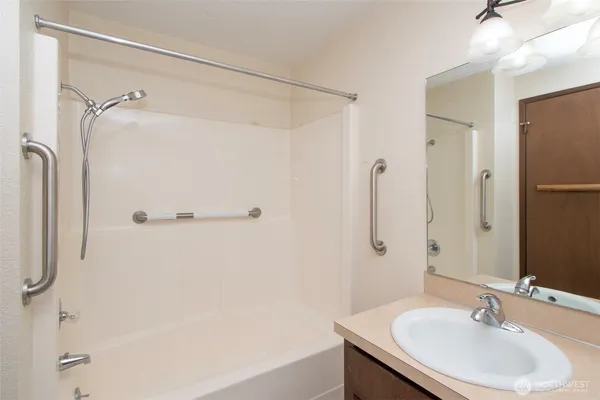 $299,950 | 830 North Canterbury Court, Sequim, WA 98382