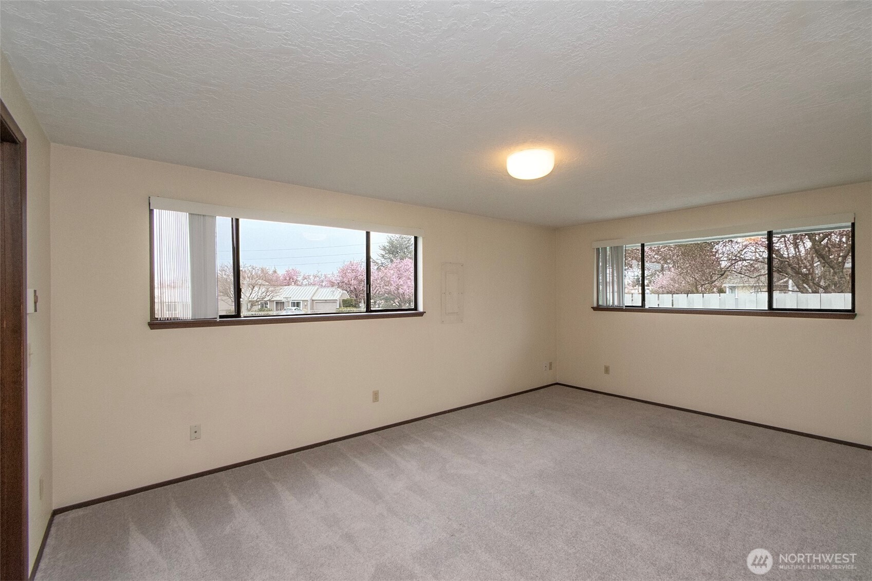 830 North Canterbury Court Sequim, WA 98382 - Photo 27 of 37