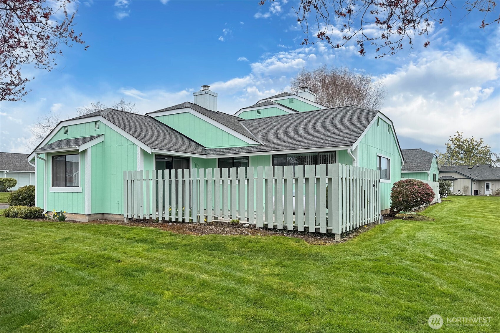 830 North Canterbury Court Sequim, WA 98382 - Photo 34 of 37