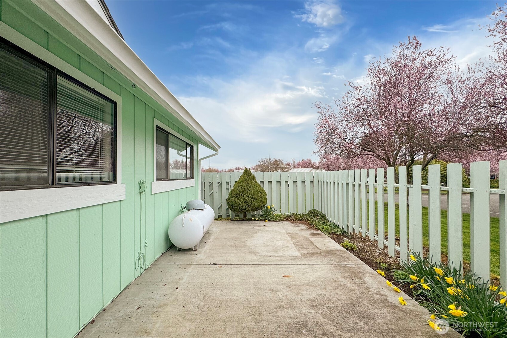 830 North Canterbury Court Sequim, WA 98382 - Photo 35 of 37