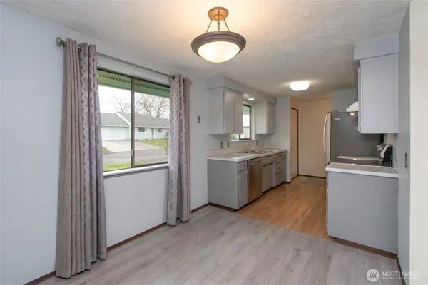 $299,950 | 830 North Canterbury Court, Sequim, WA 98382
