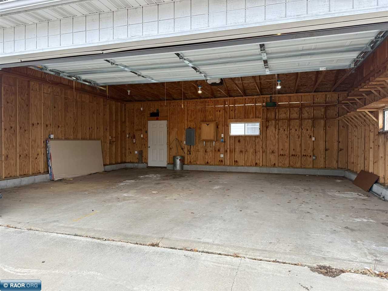 516 12th Street North Virginia, MN 55792 - Photo 8 of 39