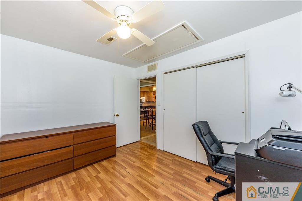 61 Gurley Road Edison, NJ 08817 - Photo 15 of 21 a workspace with furniture