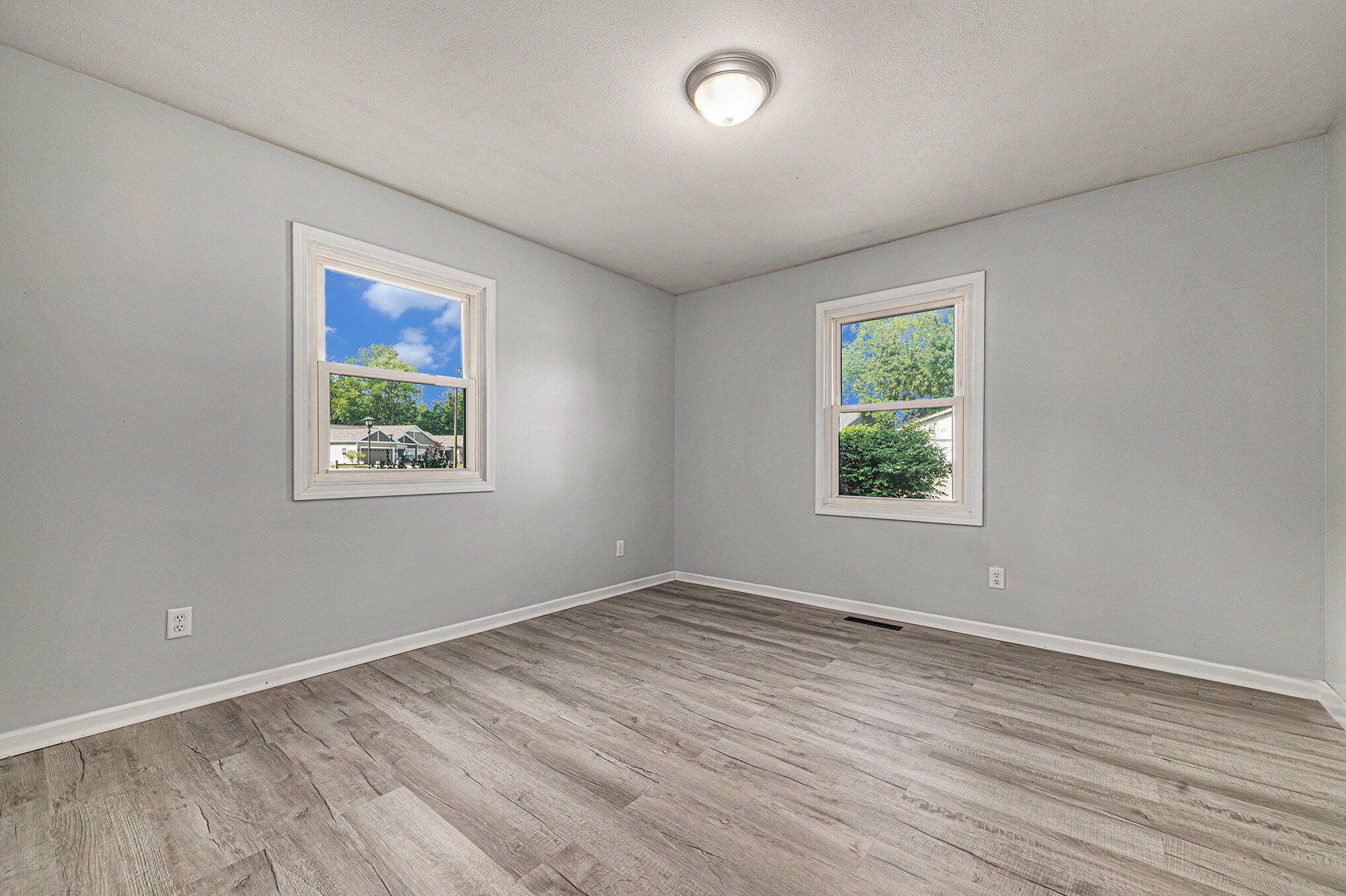 1710 Stone Mill Road Kalamazoo, MI 49006 - Photo 10 of 26 014_converted_25