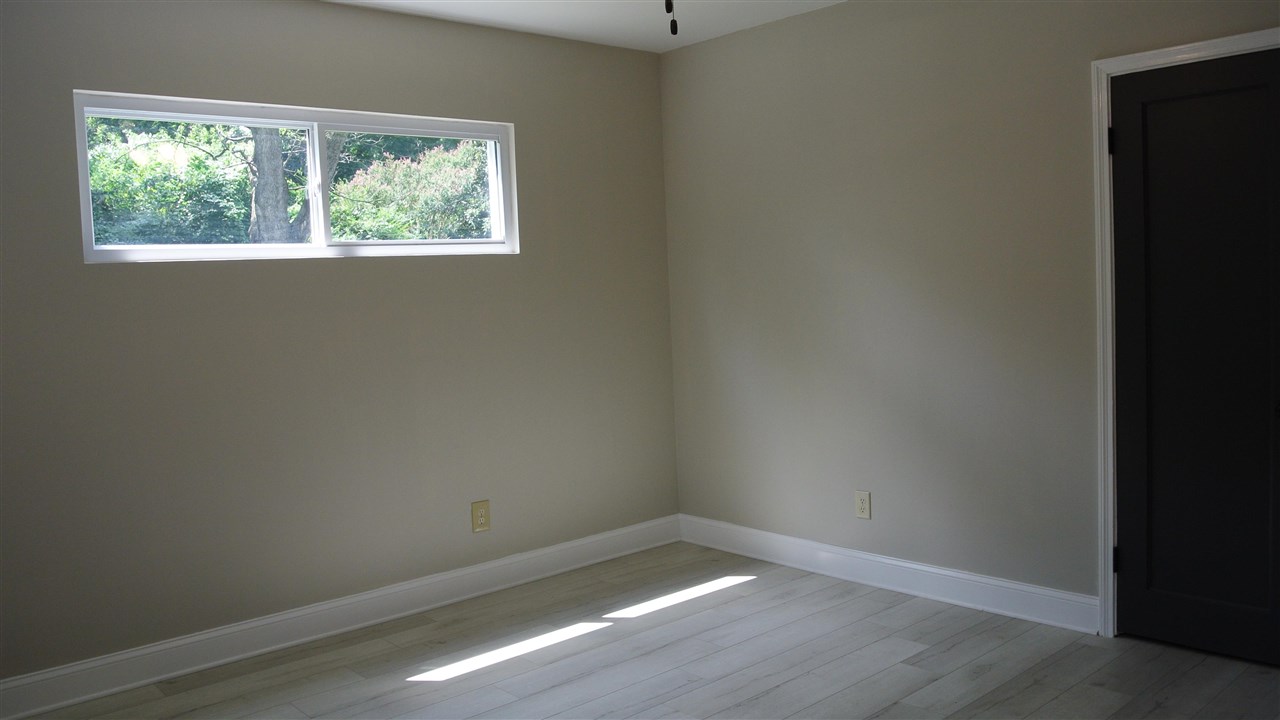 4161 Lawrence Road Memphis, TN 38122 - Photo 12 of 25
