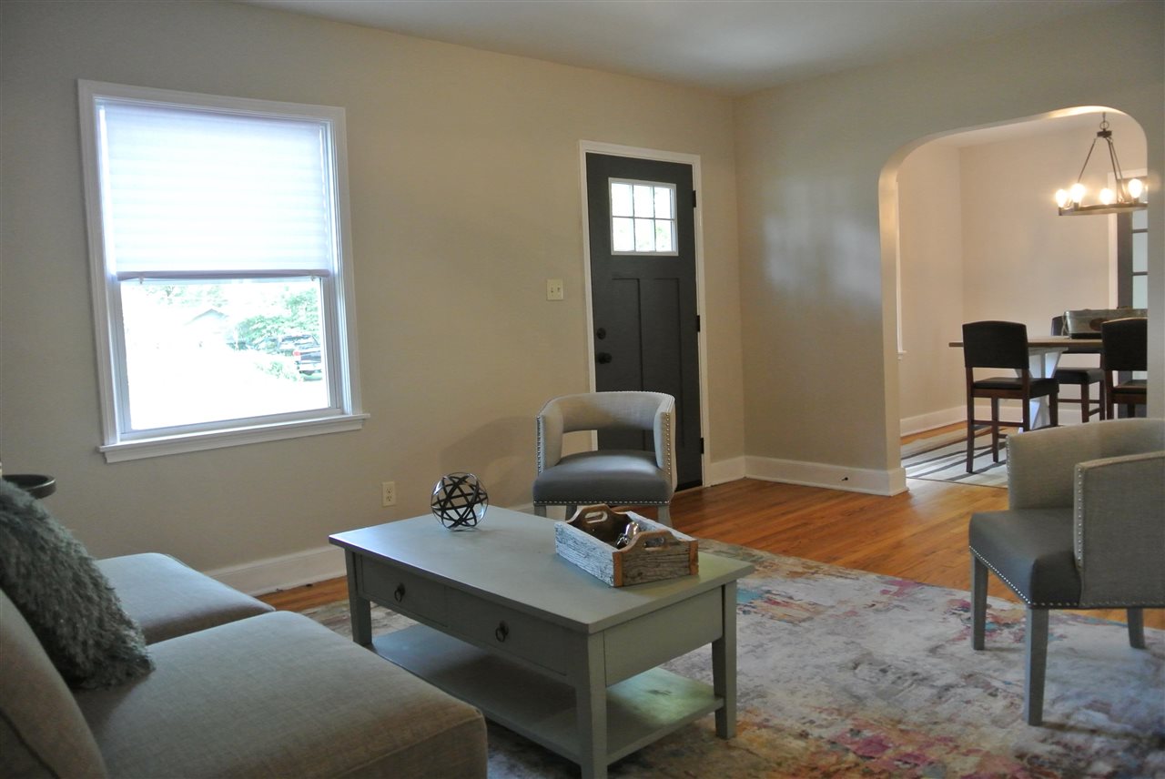 4161 Lawrence Road Memphis, TN 38122 - Photo 3 of 25
