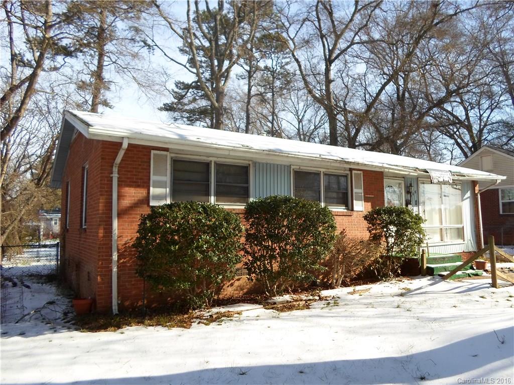 908 Clanton Road Charlotte, NC 28217 - Photo 4 of 17 Gallery Image 4