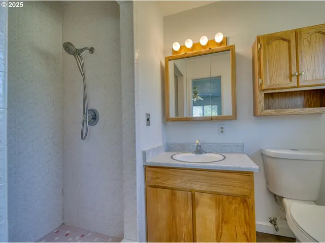 $569,000 | 73521 Cedar Drive, Rainier, OR 97048