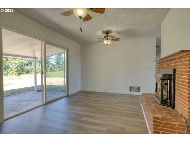 $569,000 | 73521 Cedar Drive, Rainier, OR 97048