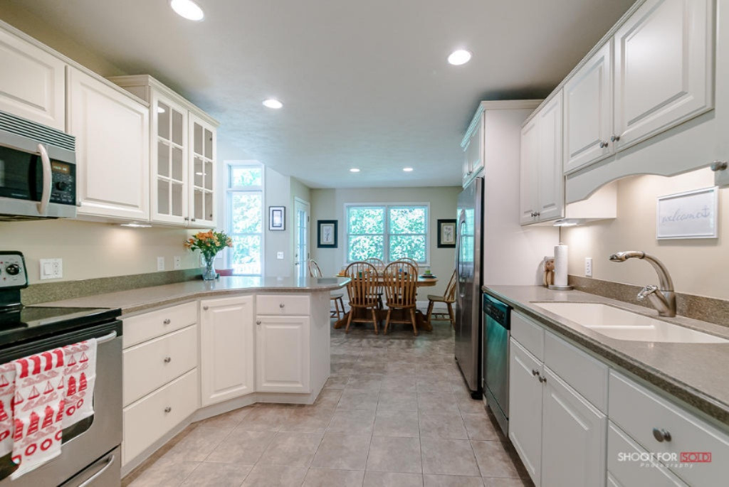 129 Stone Gate Court Spring Lake, MI 49456 - Photo 14 of 37 14129StoneGate LoRes
