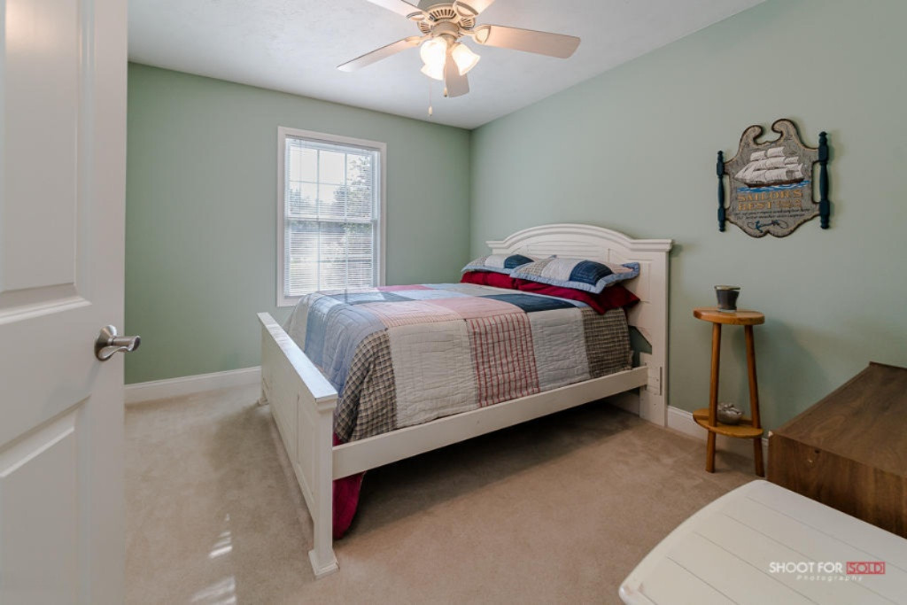 129 Stone Gate Court Spring Lake, MI 49456 - Photo 23 of 37 23129StoneGate LoRes