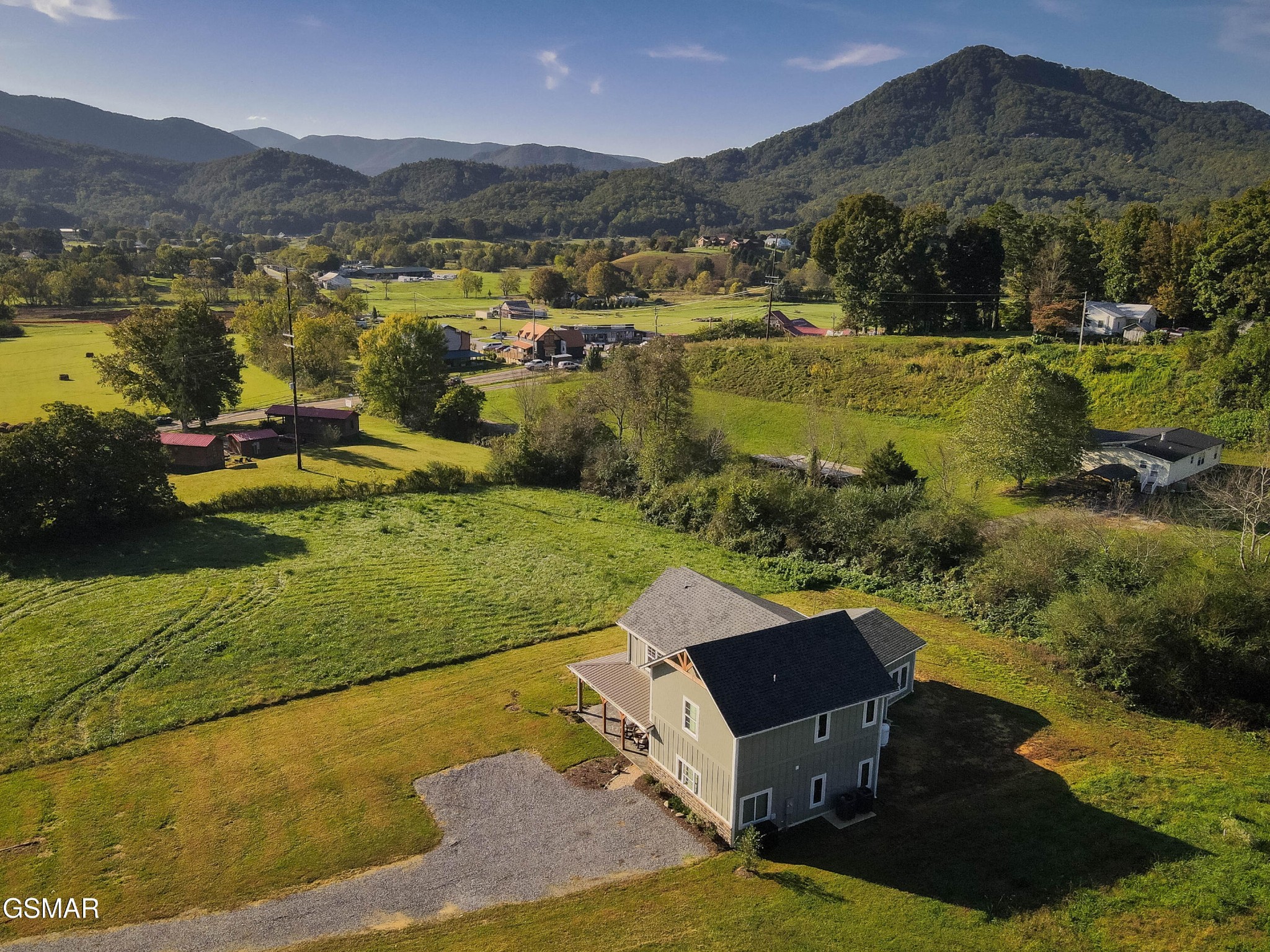 3113 Burns Road Sevierville, TN 37862 - Photo 6 of 66 Gallery Image 6