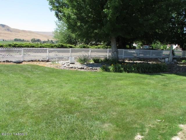 96802 West Good Road Prosser, WA 99350 - Photo 12 of 15