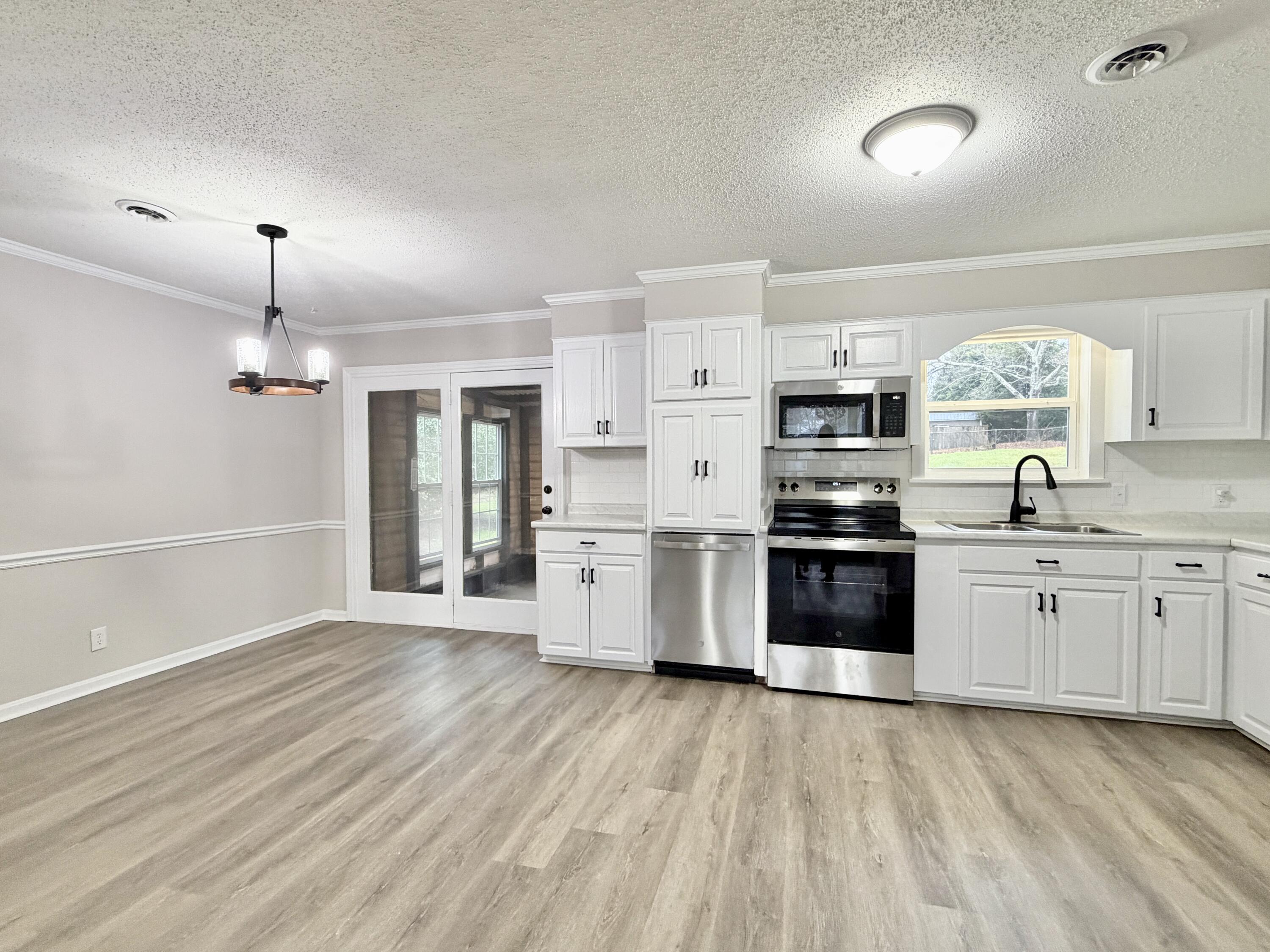 826 Chatham Street Sardis, GA 30456 - Photo 7 of 22 IMG_7465