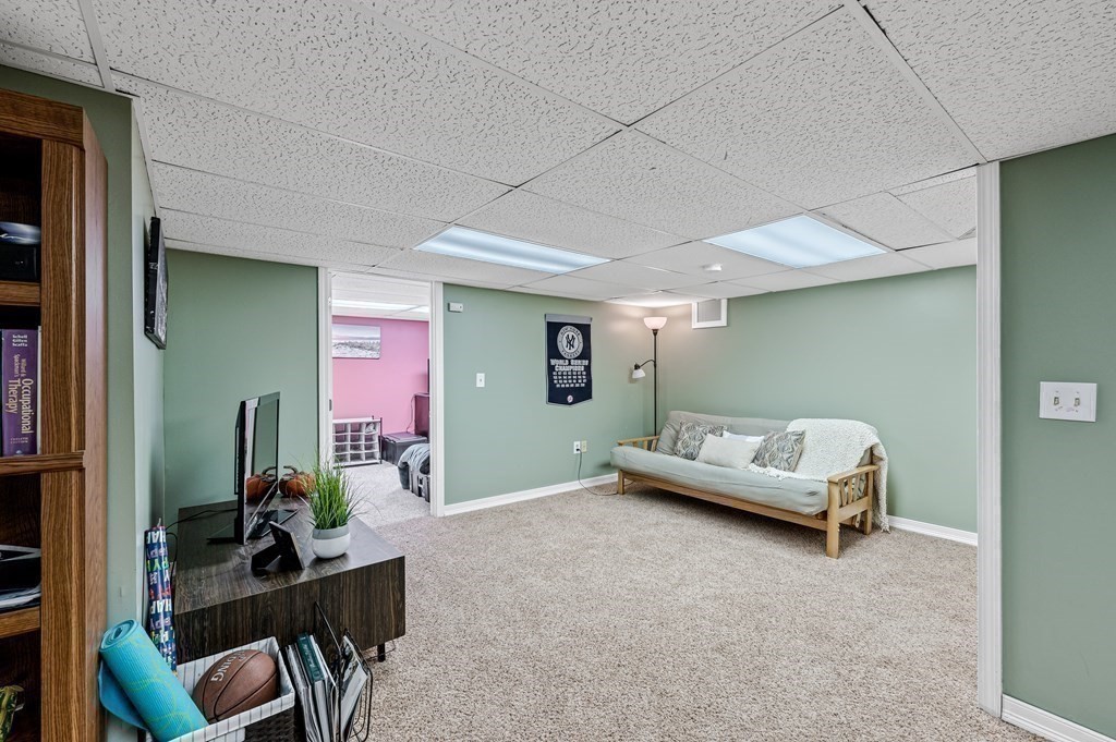 104 Johnson Road, Unit 1204 Chicopee, MA 01022 - Photo 27 of 35