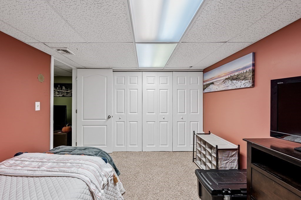 104 Johnson Road, Unit 1204 Chicopee, MA 01022 - Photo 31 of 35