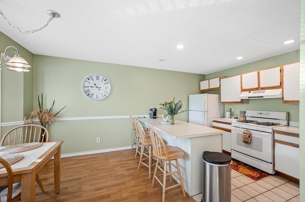 104 Johnson Road, Unit 1204 Chicopee, MA 01022 - Photo 4 of 35