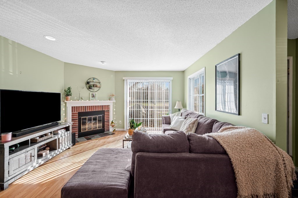 104 Johnson Road, Unit 1204 Chicopee, MA 01022 - Photo 9 of 35