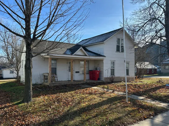 $120,000 | 12 1st Avenue Northeast, Dodge Center, MN 55927