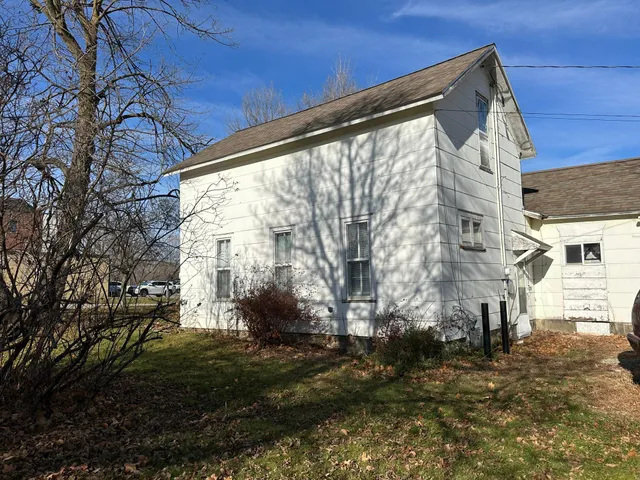 $120,000 | 12 1st Avenue Northeast, Dodge Center, MN 55927