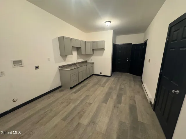 $289,900 | 25 Spring Avenue, Troy, NY 12180