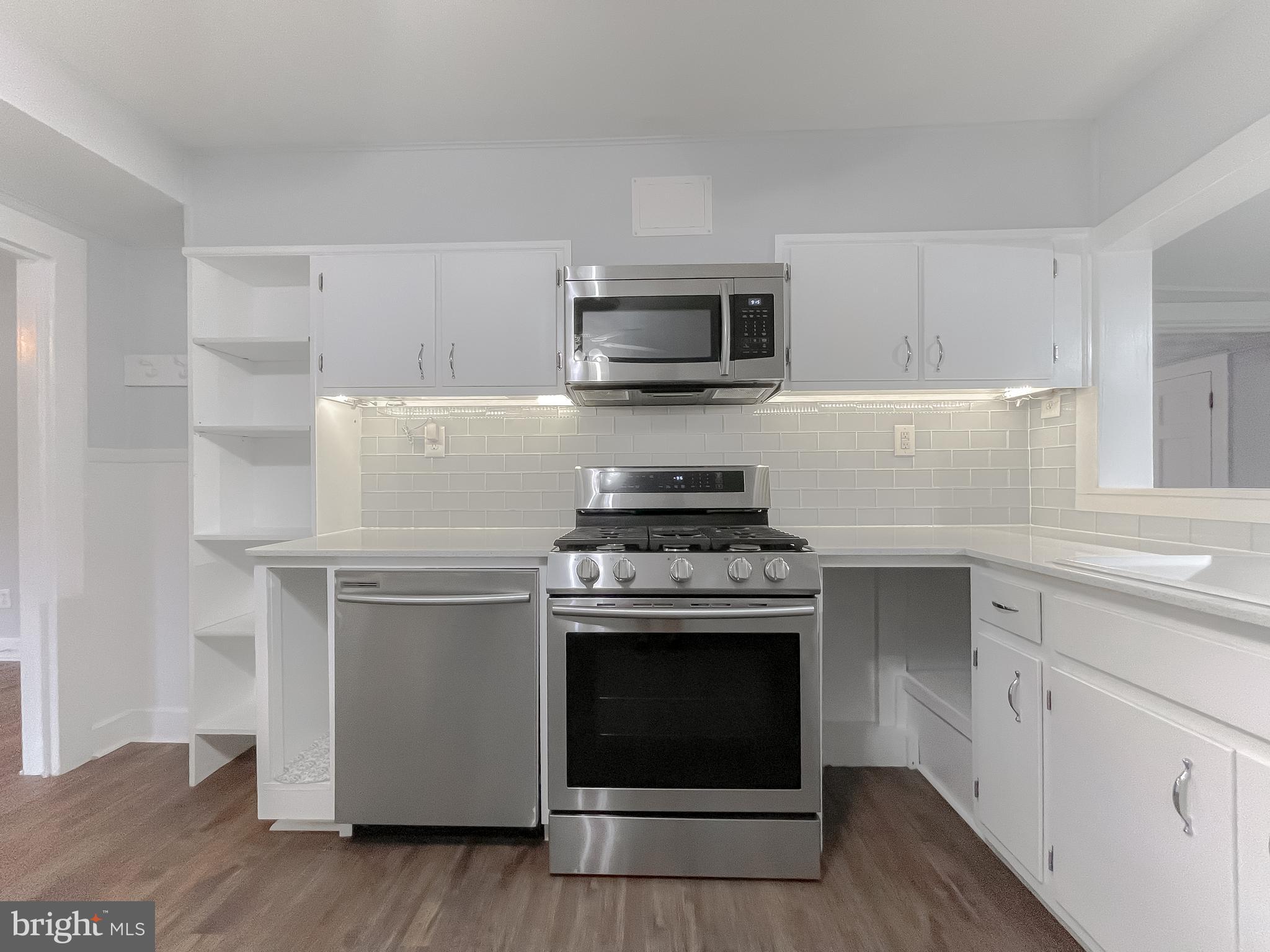 18439 Windmill Point Road Drayden, MD 20630 - Photo 22 of 41 Kitchen