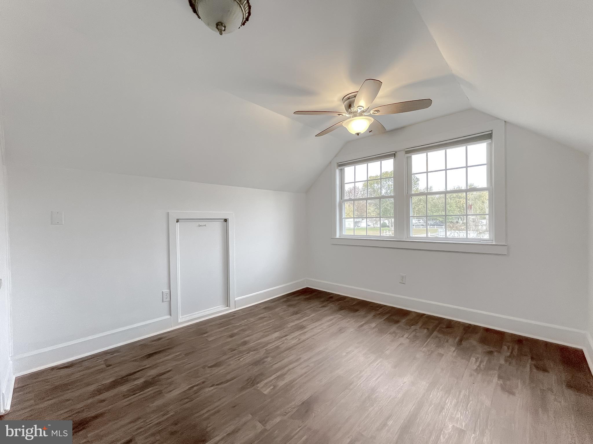 18439 Windmill Point Road Drayden, MD 20630 - Photo 33 of 41 Upstairs
